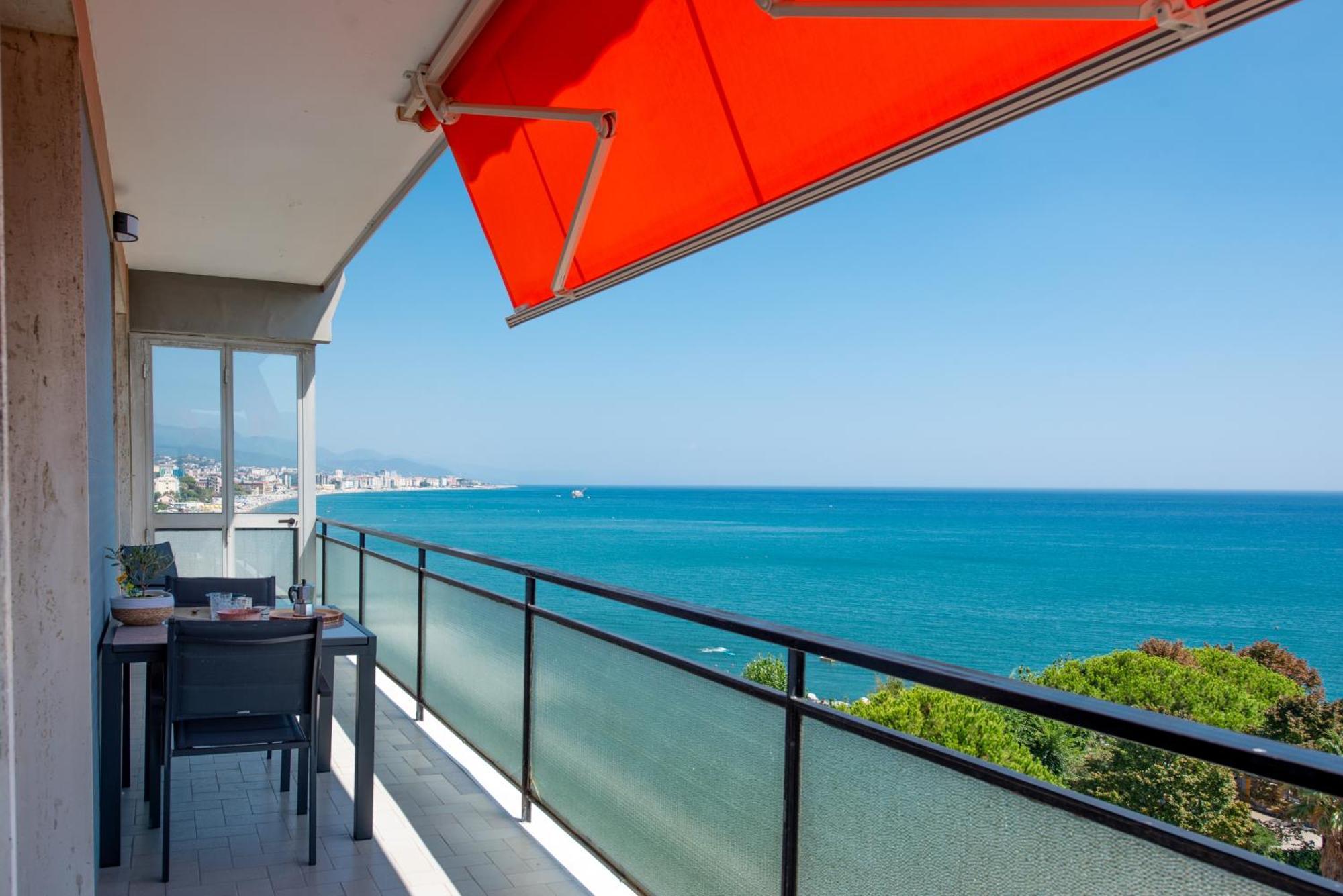 You And The Sea Savone Extérieur photo